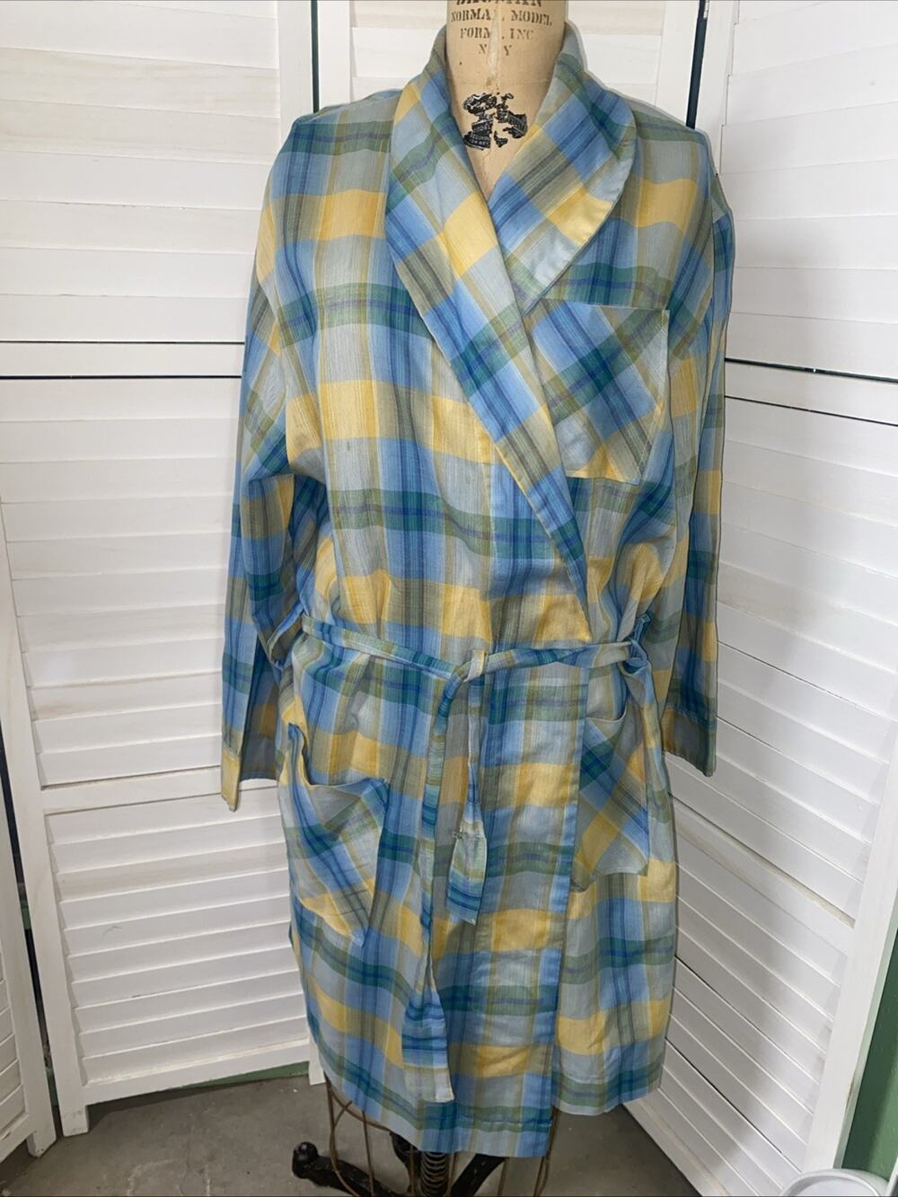 Vintage 60s BVD Neva-Press Robe Men’s Blue Green Yellow Plaid Belted Sz Large